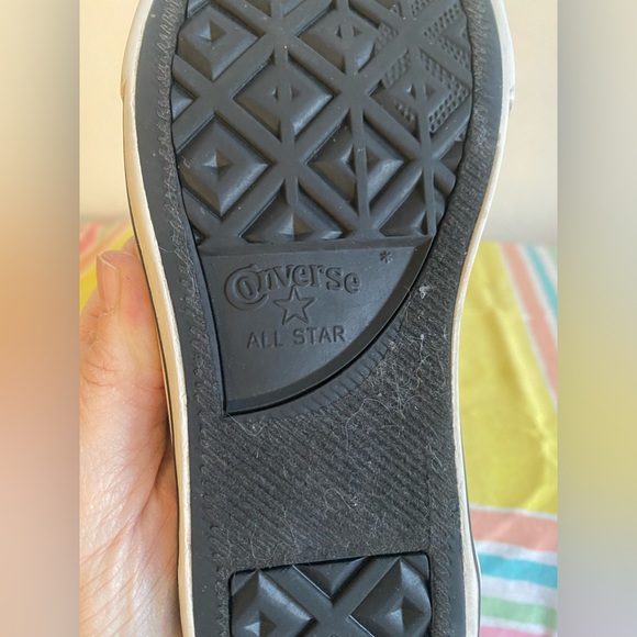 Converse Hello Kitty Chuck Taylor❣️ - Picture 8 of 9